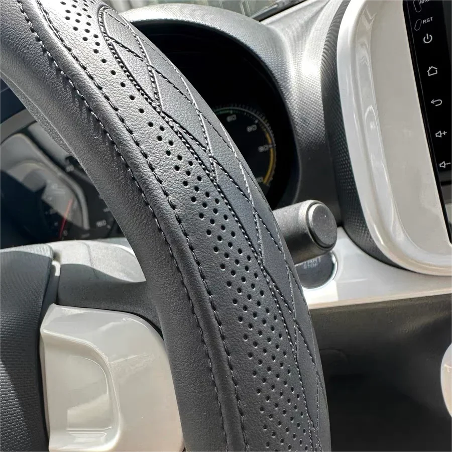 Embossed PU Leather Patchwork Car Steering Wheel Cover